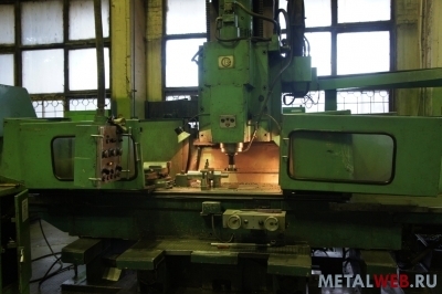 65А60Ф1-11, 6560Ф1, 6А56, 65А60Ф1 вертикально-фрезерный станок с крестовым столом и УЦИ, 1987 г.в. в отличном рабочем состоянии (Аналоги 6560Ф1, 6А56)