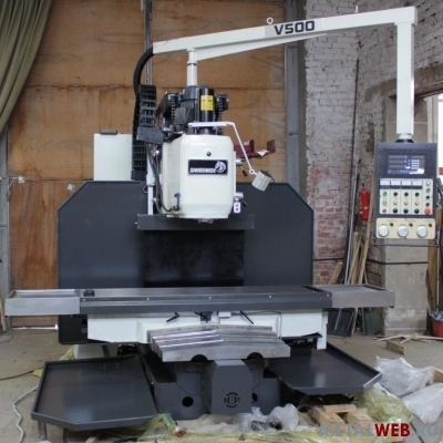 Вертикально-фрезерный станок с крестовым столом MILLSTAR модель JY-V500