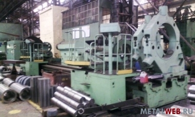Тяжёлый токарный станок 1А670
