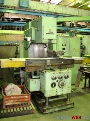 Вертикально-фрезерный станок Tos FD-40V