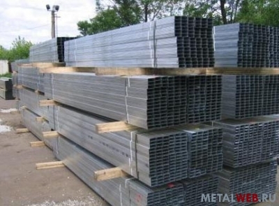 труба профильная