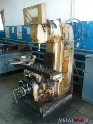 вертикально фрезерный 6Р11