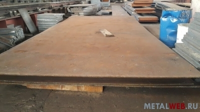 Продам лист стальной недорого