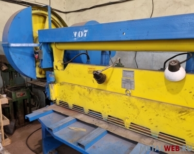 ПРОДАМ МЕТАЛЛООБРАБАТЫВАЮЩИЕ СТАНКИ В ВОРОНЕЖE