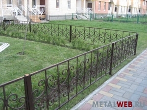 Занимаемся строительством разных заборов