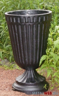 Урна чугунная мусорная