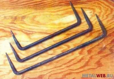 Скоба строительная 8х350х70 кованная из арматуры класса А-1 ст. 3